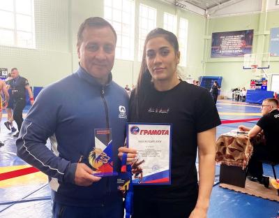 Ани Махмудян